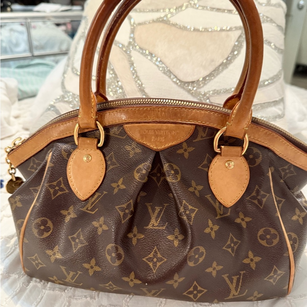 Louis Vuitton Tivoli PM bag
